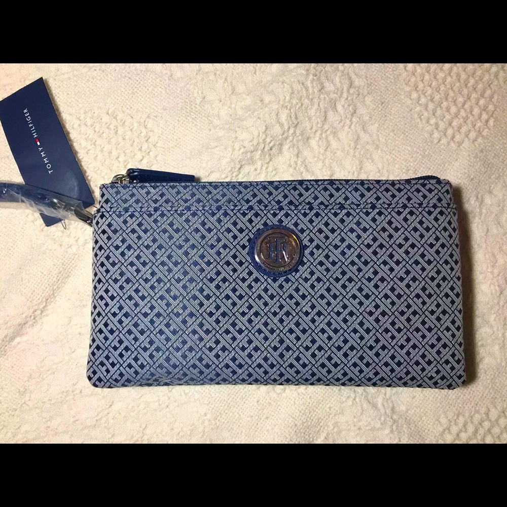 Tommy Hilfiger Wristlet
